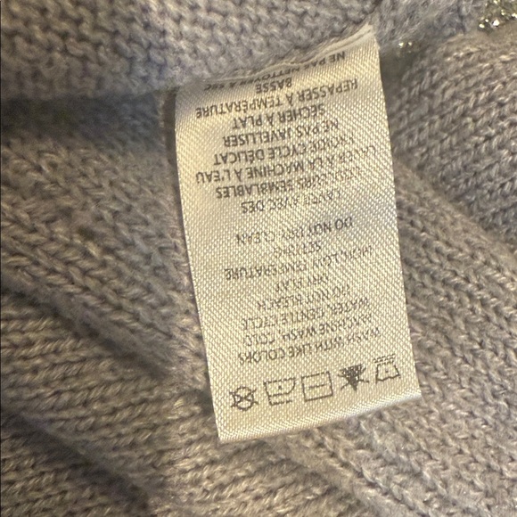 Christmas Sweater Gray Penguin Holiday Sweater. Size 2 X - Picture 8 of 8